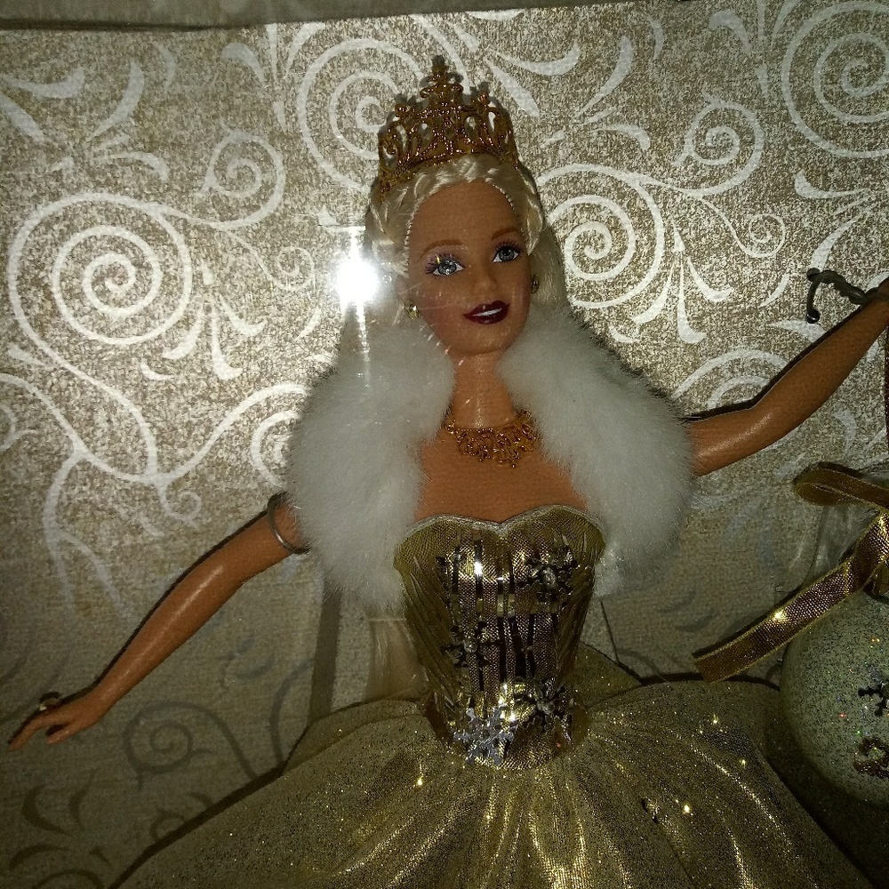 2000 Special Edition Barbie Doll - image 7